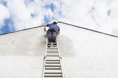 Peinture extérieure à Aurin — façades et ravalement